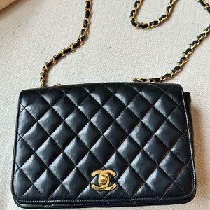 Chanel lambskin vintage flap with 24 carat gold hardware